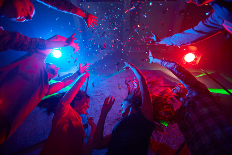 djs only party7 768x512